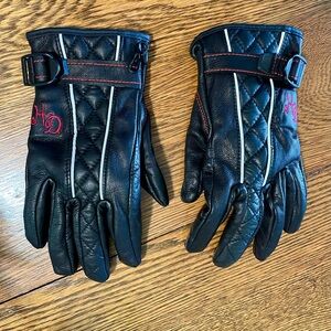HARLEY DAVIDSON Ladies size M Black Quilted Leather Gloves with Red Stitching